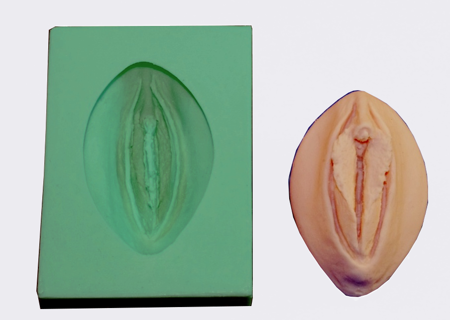 Giessform Silikonform Vulva Vagina Sina klein