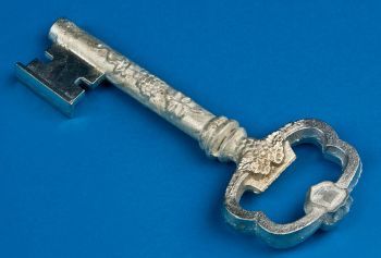 Zinngießform Schlüssel mit Bart und Weinlaub, ca. 140g Reinzinn