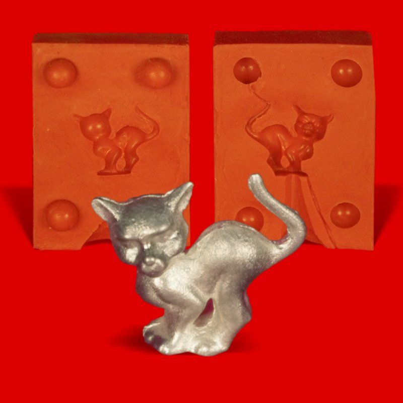 Zinngießform Katze mit Buckel Hexenkatze, ca. 15g Reinzinn